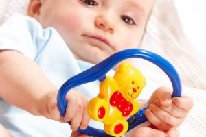 игрушка для младенца – погремушка
