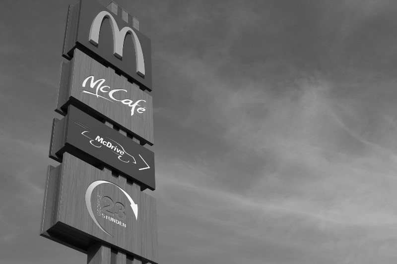 РОЯЛТІ – це що таке, слово, визначення терміну в бізнесі, види роялті