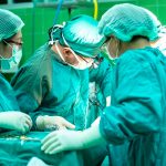 Кто такой Хирург: Описание профессии, зарплата, где учиться