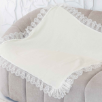 Як обрати найкраще крижмо: тканини, розміри, вишивка