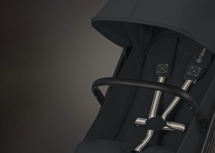 10 причин обрати коляску Cybex Beezy Magic Black для міських прогулянок