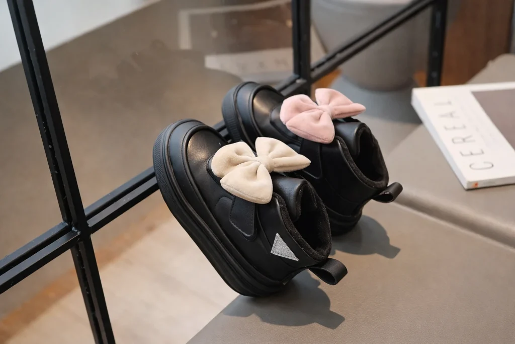 Взуття для дівчинки у 2025: актуальні тренди та погляд у 2026